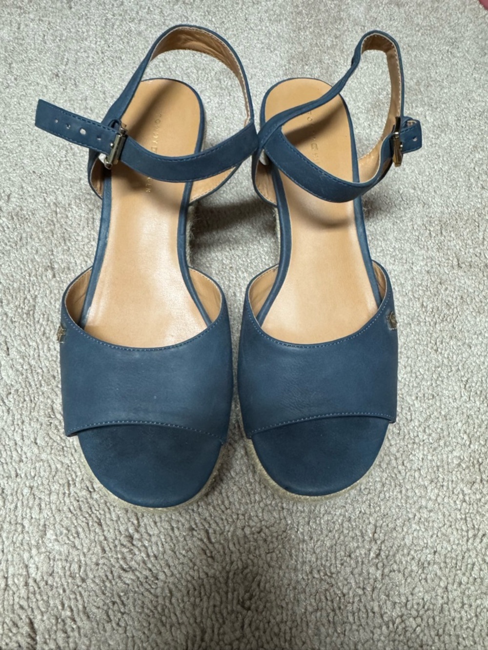 Tommy Hilfiger Navy Open-Toe Ankle-Strap Sandals
